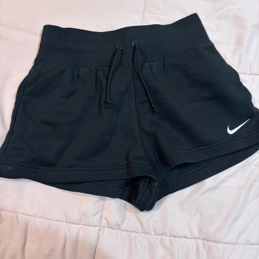 Nike women's fleece high rise shorts